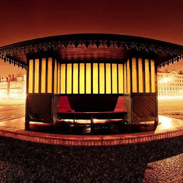 Hove Bench Shelter
